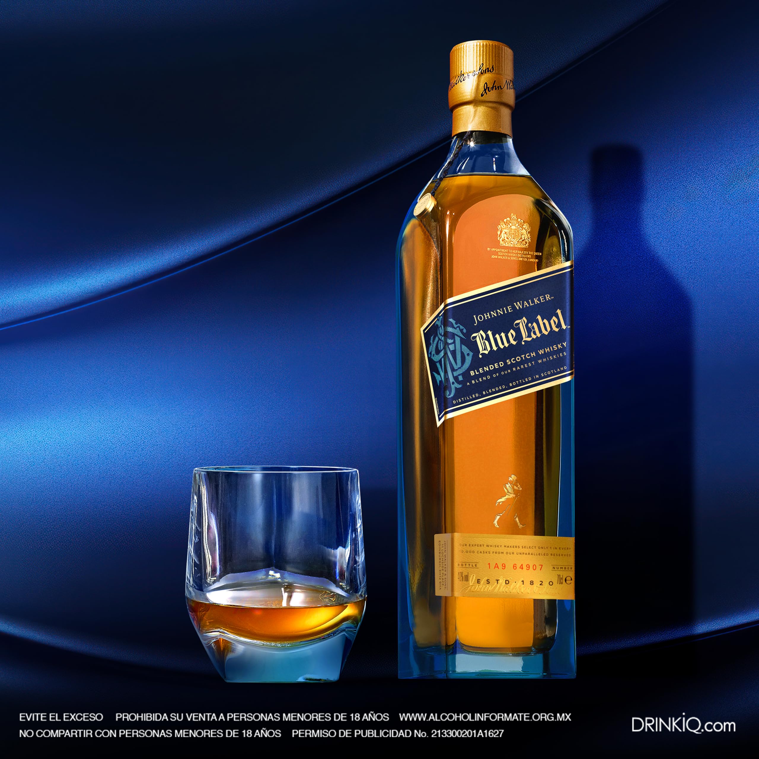 Johnnie Walker, Blue Label, 750 ml, Whisky Blended Scotch, Sabor Poderoso y Persistente, Balanceado